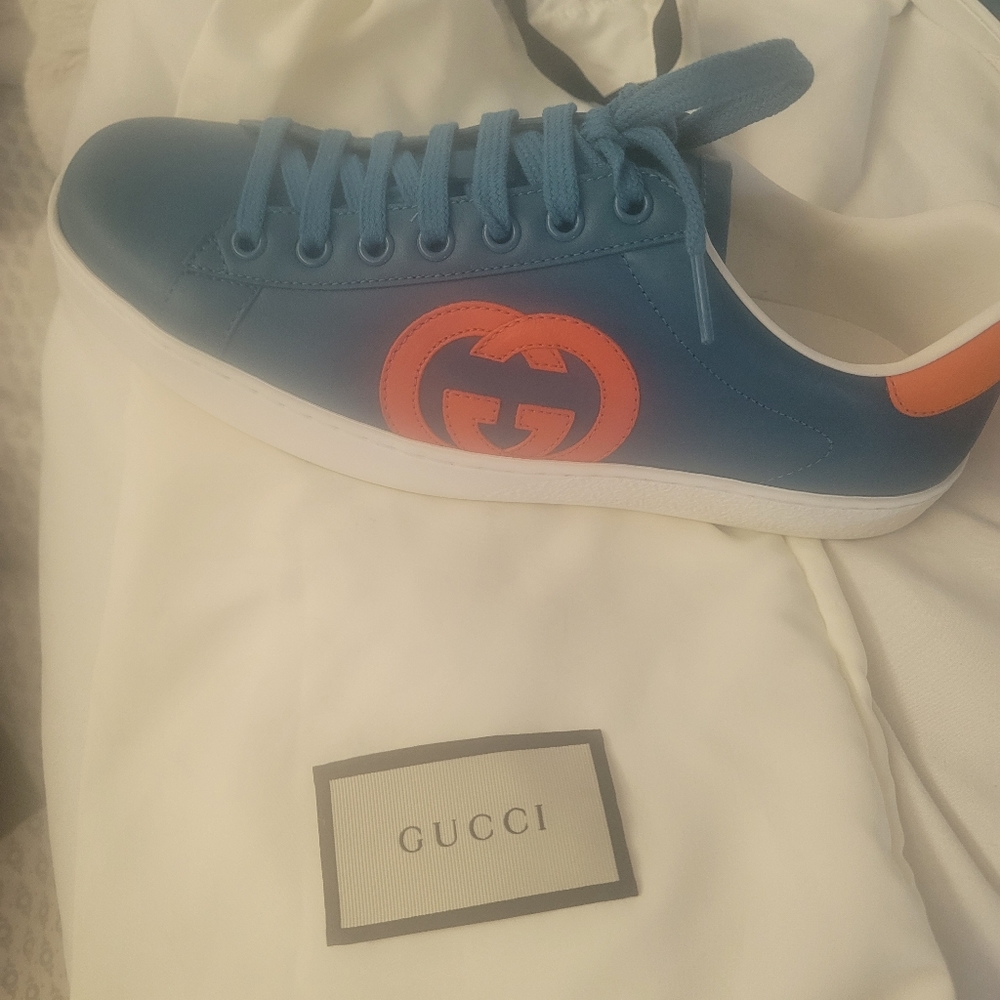 Brand New Gucci Sneakers - Picture 6 of 7